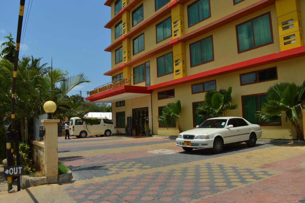 ทิฟฟานี ไดมอนด์ โฮเต็ล อึมทวารา Hotel Mtwara ภายนอก รูปภาพ