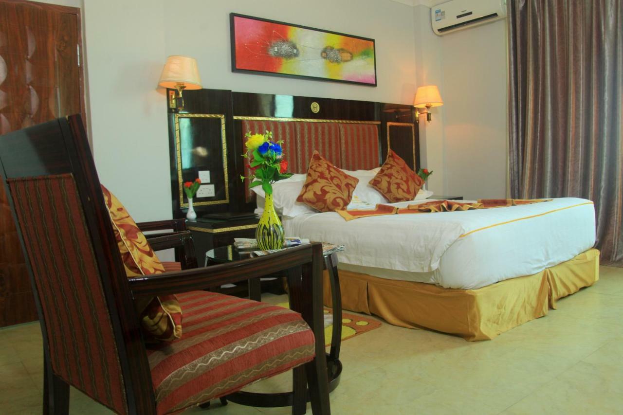 ทิฟฟานี ไดมอนด์ โฮเต็ล อึมทวารา Hotel Mtwara ภายนอก รูปภาพ